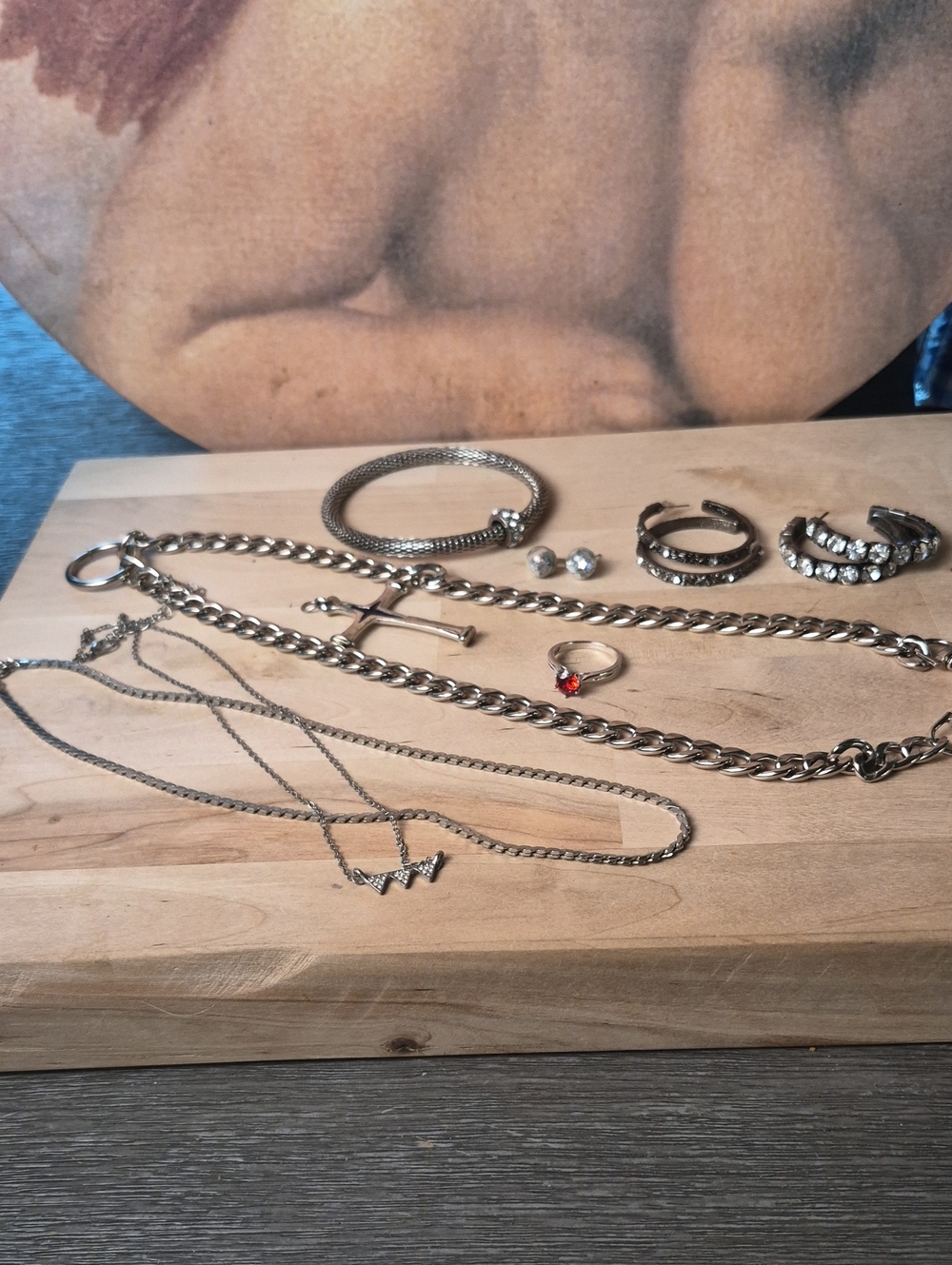 Womans Silver-Tone Jewelry Set with Chain Necklace and Bracelet